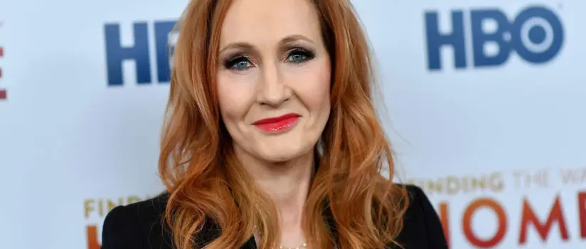 J.K. Rowling chama Emma Watson de 'ignorante' em desabafo nas redes sociais