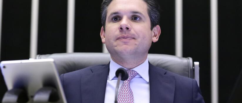 Após desgaste da PEC da Blindagem, Câmara aprova urgência de pacote da segurança pública