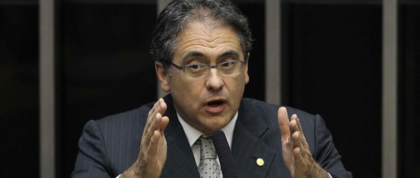 MP alternativa ao IOF: Relator admite rever taxação de LCAs e LCIs; votação é adiada