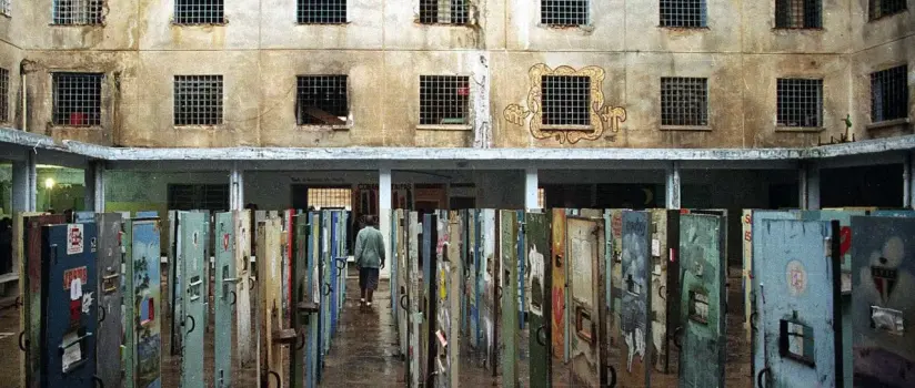 Sobrevivente do massacre do Carandiru processa Governo de SP por tortura e danos morais