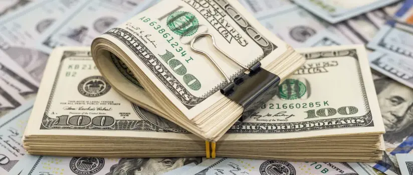 Dólar fecha estável e Bolsa sobe com 'shutdown' nos EUA e contas públicas nos holofotes