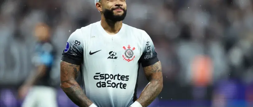 Memphis diz ter passaporte roubado e atrasa chegada à seleção holandesa