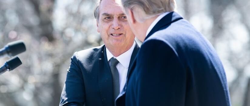 'Bolsonaro é página virada para Trump', diz ex-embaixador dos EUA no Brasil