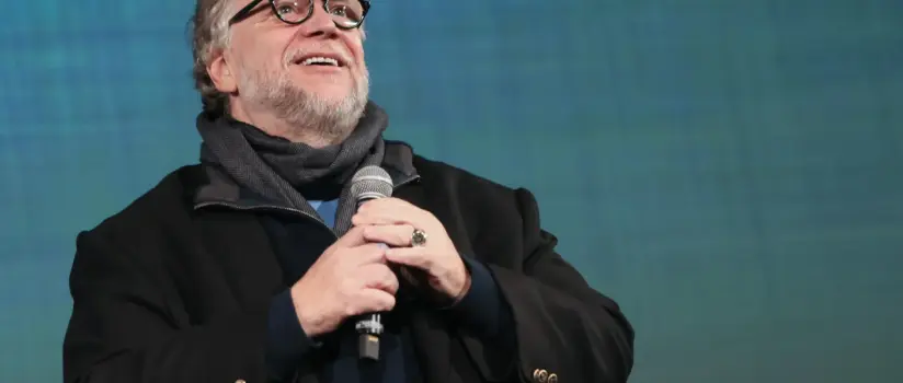Guillermo del Toro diz que prefere morrer a usar IA generativa em seus filmes