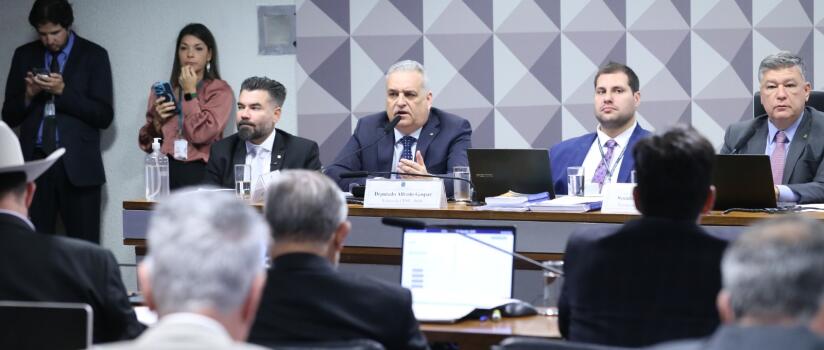 Relator da CPI do INSS cobra depoimento de deputado sobre venda de avião e indicação de ex-diretor