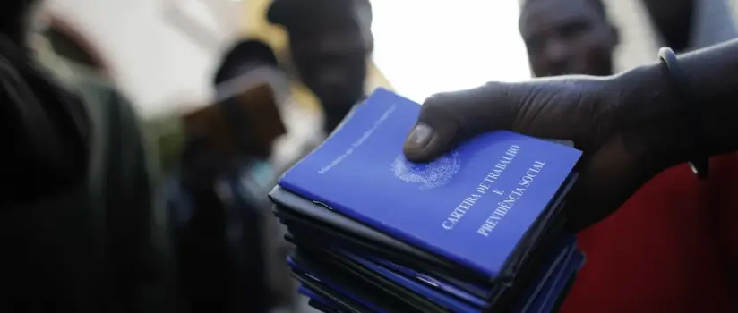 Desemprego fica em 5,6% até setembro, menor taxa da série histórica