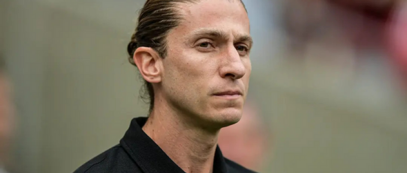 Filipe Luís recusa proposta do Fenerbahçe para seguir projeto no Flamengo