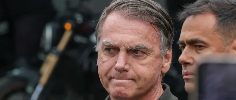 Bolsonaro deixa legado de uma ala radicalizada e outra que sobrevive à sua sombra