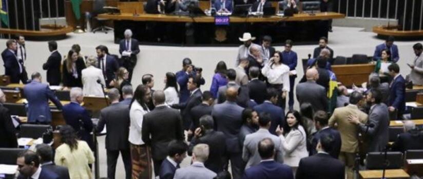 PEC da Blindagem pode ampliar infiltração do crime organizado na política