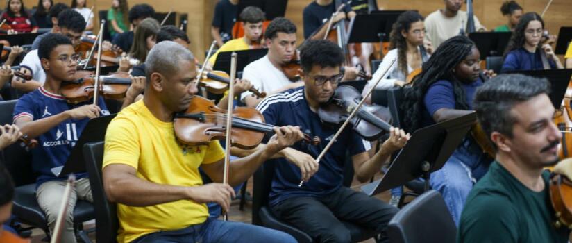 Orquestras de Cordas de Volta Redonda e da OSB realizam concerto aberto ao público no sábado (20)