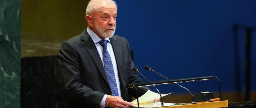 Lula diz que comportamento de Trump é 'inaceitável', mas Brasil continua aberto ao diálogo
