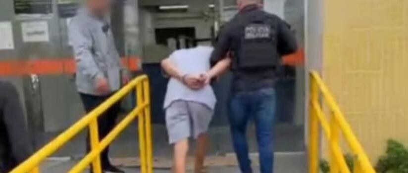 Mulher tem mãos perfuradas por arma de fogo em Angra