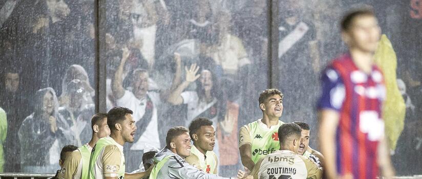 Brasileirão chega a 19 trocas de treinador e supera 2010