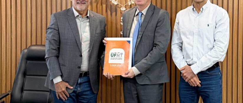Presidente da Aleto e reitor da UFNT articulam implantação de estação de pesquisa em Esperantina - Voz do Bico