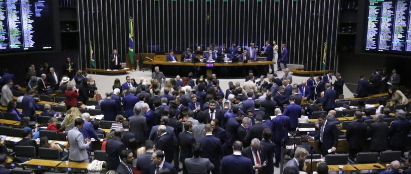 Quem são os 18 deputados que não votaram para ampliar isenção do IR para quem ganha até R$ 5 mil