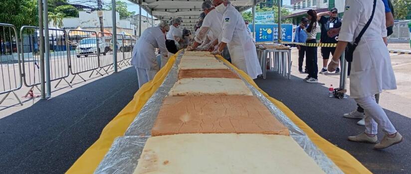 Começa a montagem do maior bolo da região Norte para o aniversário de Porto Velho - News Rondônia