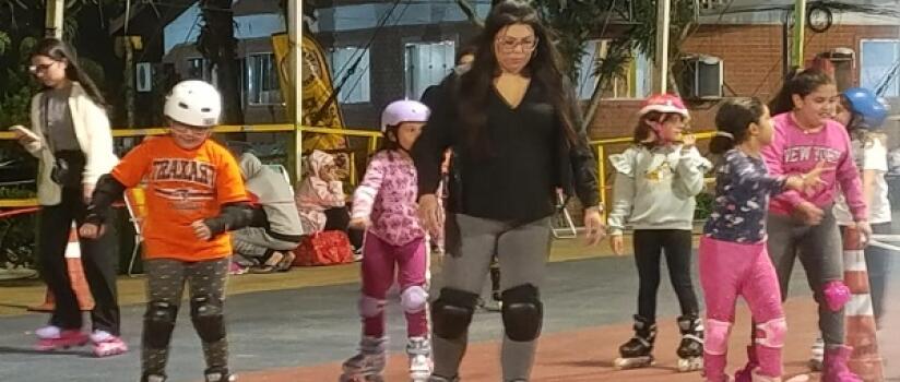 Ribeirão Pires realiza edição especial de Halloween do "Patins na Tenda"
