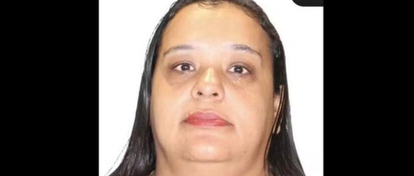 Brasileira acusada de matar cinco filhos é extraditada de Portugal para Minas Gerais