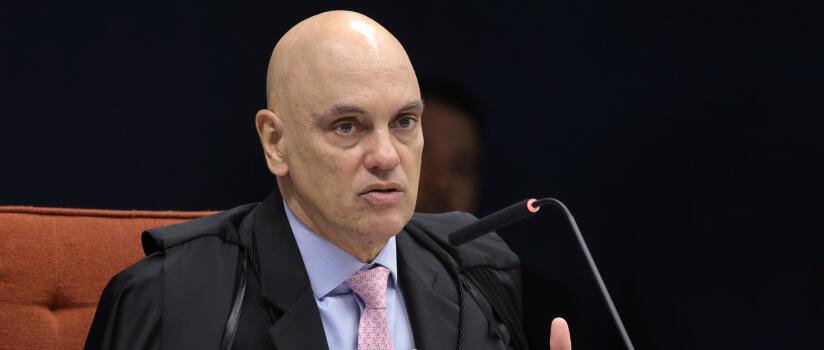 Reunião de Bolsonaro com embaixadores foi 'tentativa de entreguismo', diz Moraes