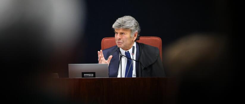 Fux compara black blocs de 2013 a invasores do 8/1 e rejeita punição coletiva a réus do golpe