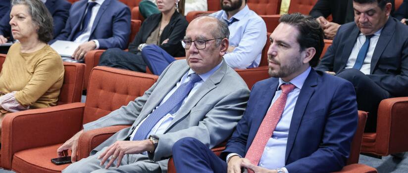 Gilmar Mendes critica voto de Fux absolvendo Bolsonaro do plano de golpe: 'repleto de contradições'