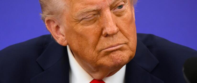 Senadores dos EUA apresentam projeto para derrubar tarifaço de Trump sobre o Brasil