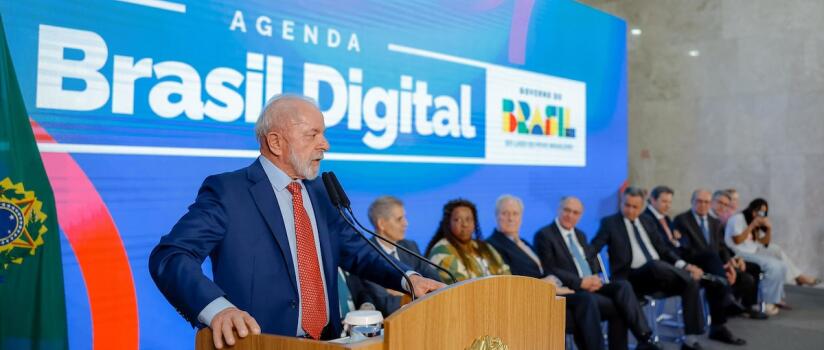 Lula diz que PEC da Blindagem aprovada pela Câmara 'não é uma coisa séria'
