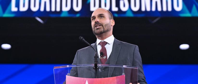 Eduardo Bolsonaro ataca Valdemar Costa Neto e Paulinho da Força