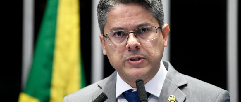 Relator da PEC da Blindagem no Senado diz que apresentará parecer recomendando rejeição ao texto