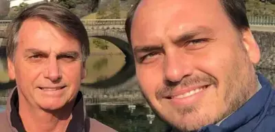 Carlos Bolsonaro chama prisão de 'tortura', mas pai a defendia