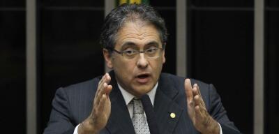 MP alternativa ao IOF: Relator admite rever taxação de LCAs e LCIs; votação é adiada