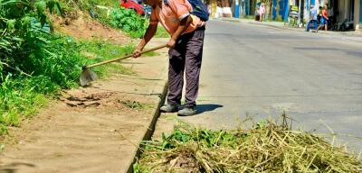 Belford Roxo promove mutirão de limpeza na Estrada do Conde