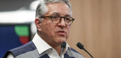 Padilha anuncia compra emergencial de etanol para antídoto contra intoxicação por metanol