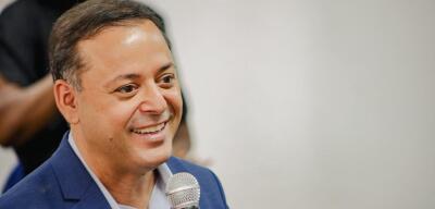 Pesquisa mostra Rodrigo Neves com 72% de aprovação popular em Niterói