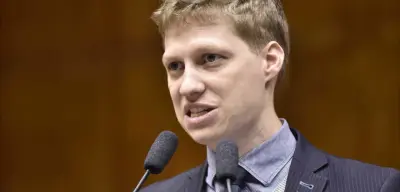 Conselho de Ética instaura processos para suspender deputados de motim bolsonarista