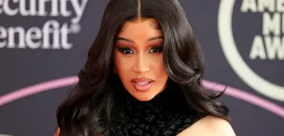 Mãe de três, Cardi B. revela que quer ter mais filhos para ser cuidada na velhice