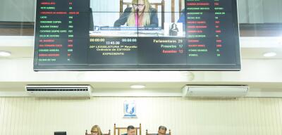 Através de indicações, vereadores solicitam obras e serviços em Caxias