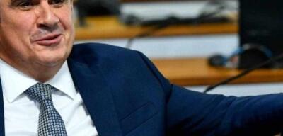 Ciro diz que Lula voa sozinho, mas está voando baixo