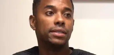 Robinho relata rotina na prisão e nega ter privilégios