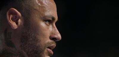 Presidente do Santos revela 'contato diário' com a CBF para tratar condições de Neymar