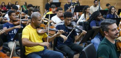 Orquestras de Cordas de Volta Redonda e da OSB realizam concerto aberto ao público no sábado (20)