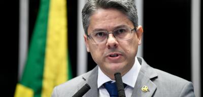 Relator da PEC da Blindagem no Senado diz que apresentará parecer recomendando rejeição ao texto