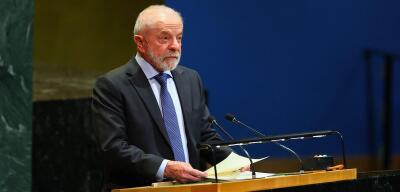 Lula diz que comportamento de Trump é 'inaceitável', mas Brasil continua aberto ao diálogo