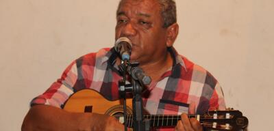 Show de Zeca do Cavaco homenageia mestres da música maranhense - Jornal Pequeno
