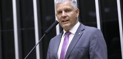 CREDN aprova Moção de Repúdio contra presidente da Colômbia