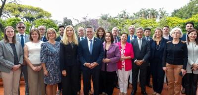 Damião recebe embaixadores da União Europeia na sede da prefeitura