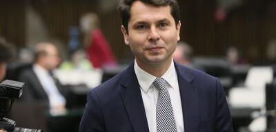 COLUNA PELO PARANÁ: Política favorável
