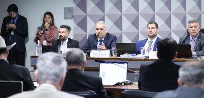Relator da CPI do INSS cobra depoimento de deputado sobre venda de avião e indicação de ex-diretor