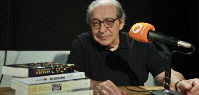 Ruy Castro vence prêmio principal do Jabuti com textos sobre Tom Jobim - Diário de Notícias