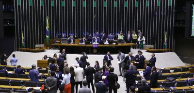 Oposição insiste em anistia, mas clima é desfavorável a perdão que pode beneficiar Bolsonaro